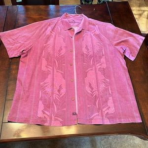 Barely worn Tommy Bahama shirt